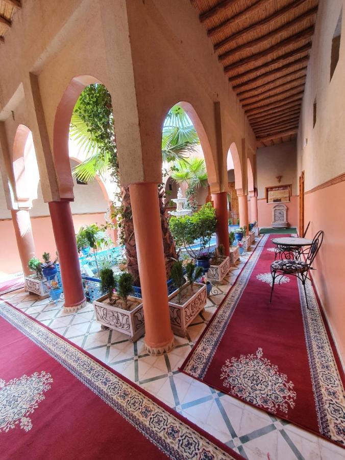 Kasbah Dounia Hotel Kerrando Bagian luar foto